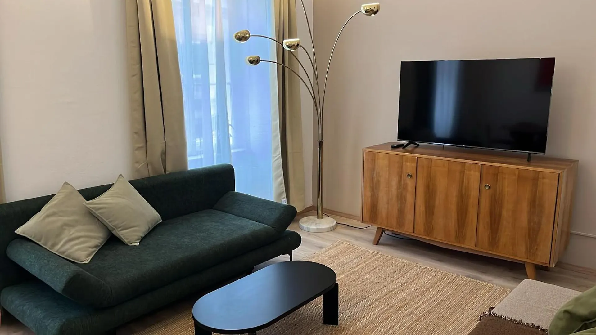 Lovely 1Br & 1Lr Apt For 5P In The Heart Of Vídeň Rakousko