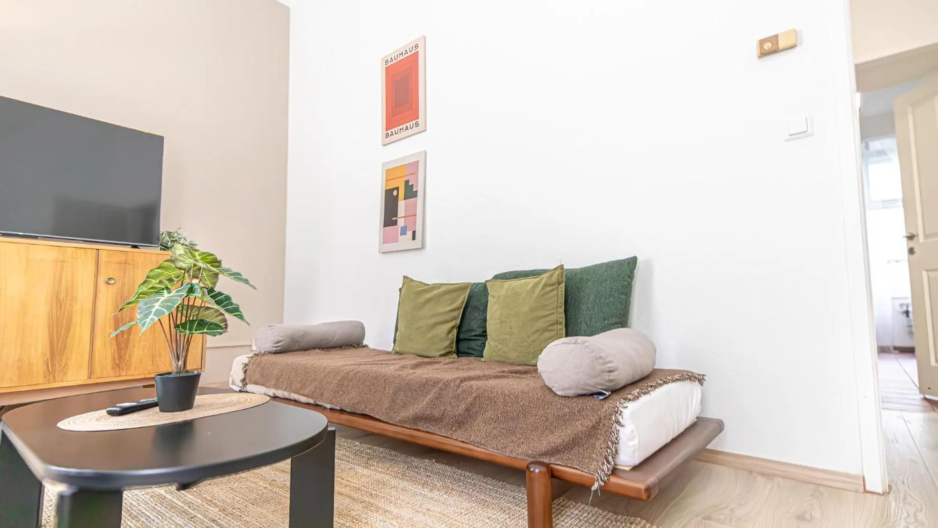 Lovely 1Br & 1Lr Apt For 5P In The Heart Of Vídeň