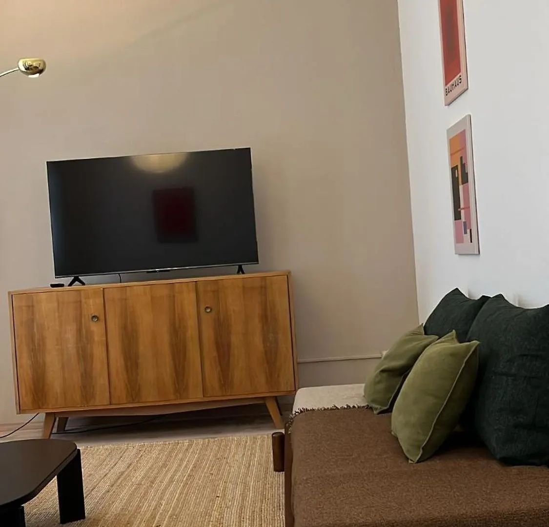 Lovely 1Br & 1Lr Apt For 5P In The Heart Of Vienna Apartment