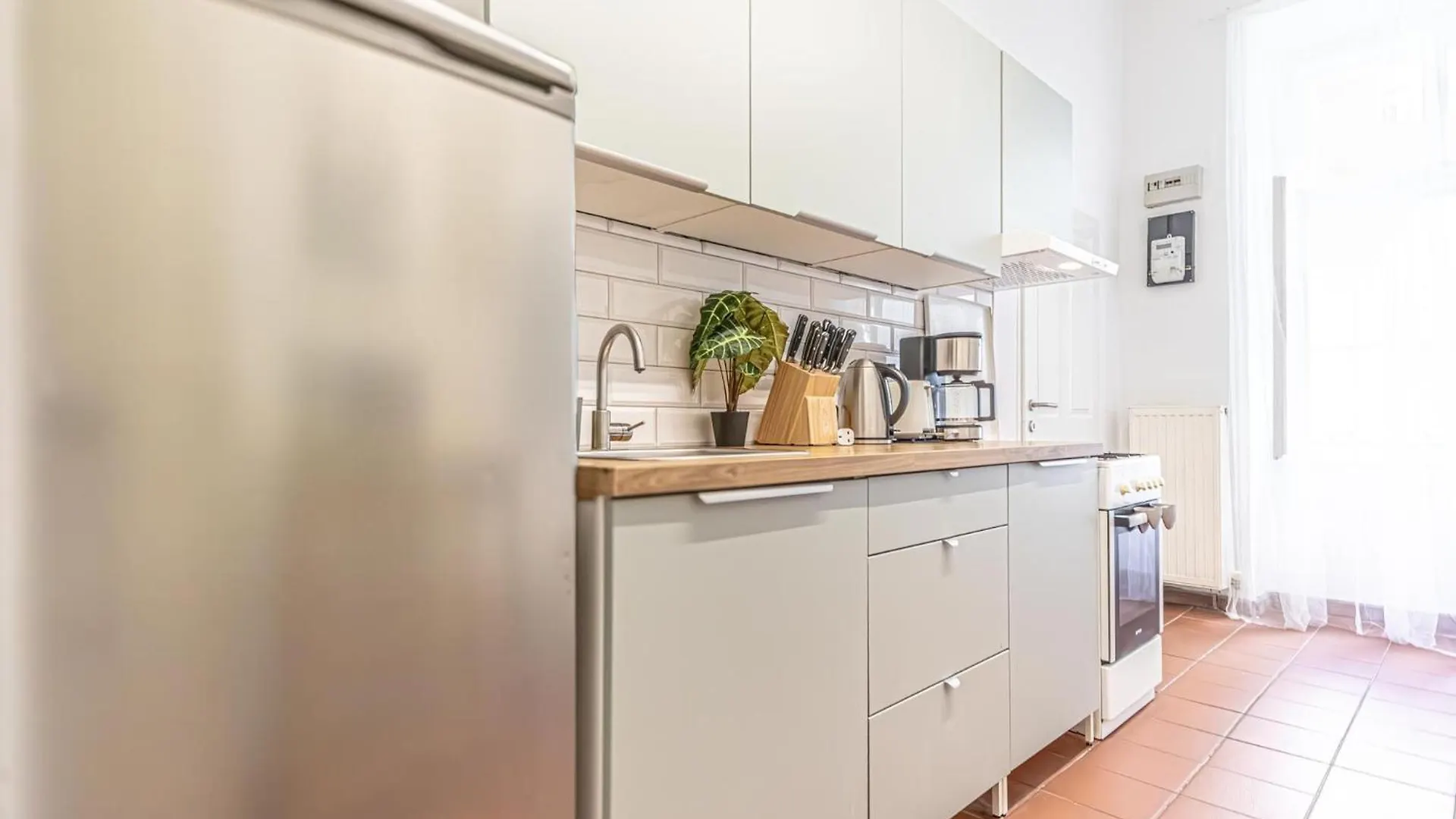 Lovely 1Br & 1Lr Apt For 5P In The Heart Of Wenen Appartement