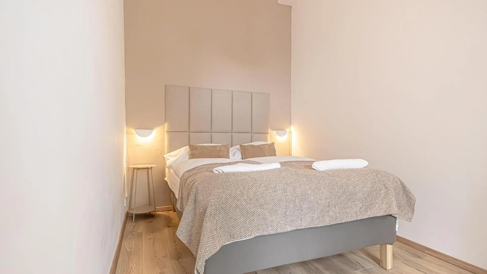 Lovely 1Br & 1Lr Apt For 5P In The Heart Of Vienna